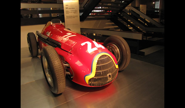 Alfa Romeo Grand Prix Tipo 159 Alfetta - 1951 World Champion  front 1